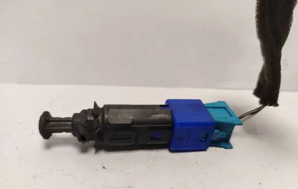 Renault Scenic I Brake pedal sensor switch 110895