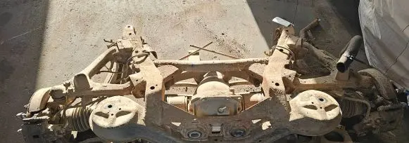 Mitsubishi Pajero Rear axle beam 
