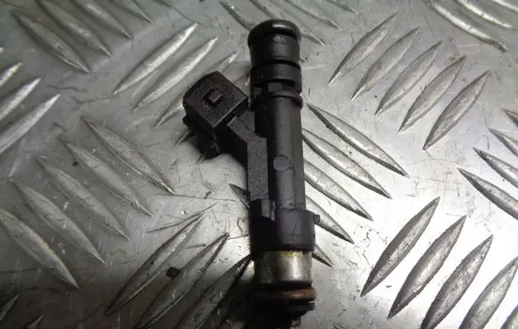 Opel Astra H Fuel injectors set 0280158501