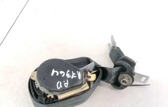 Renault Megane II Front seatbelt