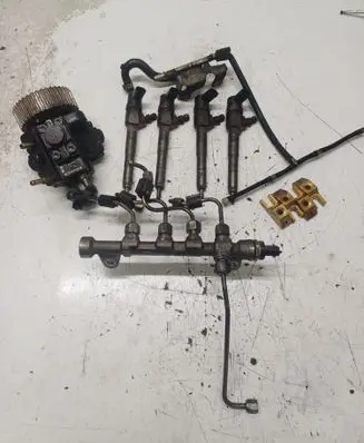Jeep Renegade Fuel injection system set 0445010424 55254750 0445110419