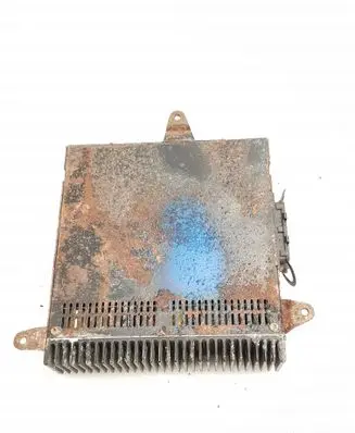 BMW 7 E32 Sound amplifier 7607551040