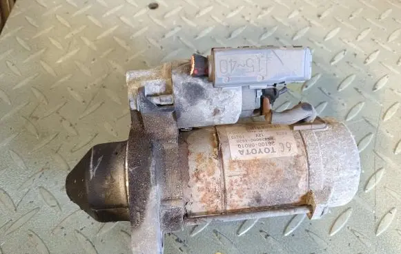 Toyota Avensis T250 Starter motor
