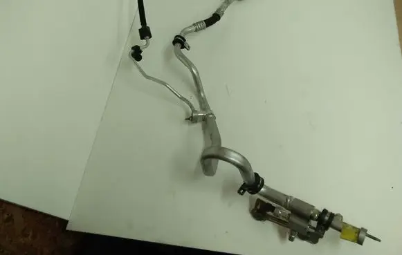 Maserati Ghibli Air conditioning (A/C) pipe/hose 670002658