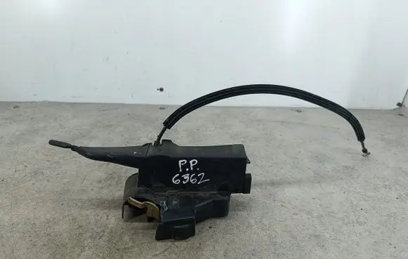 Mercedes-Benz ML W163 Front door lock A1637203235