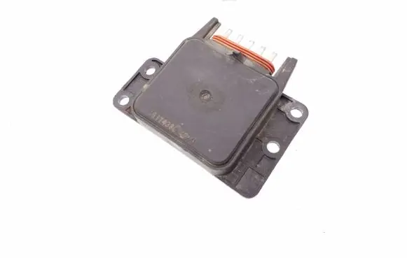 Opel Astra F Ignition amplifier control unit 161743394224 16174339 4224