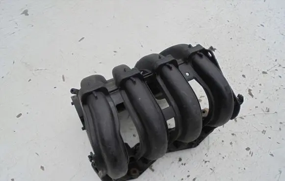 Peugeot 307 Intake manifold