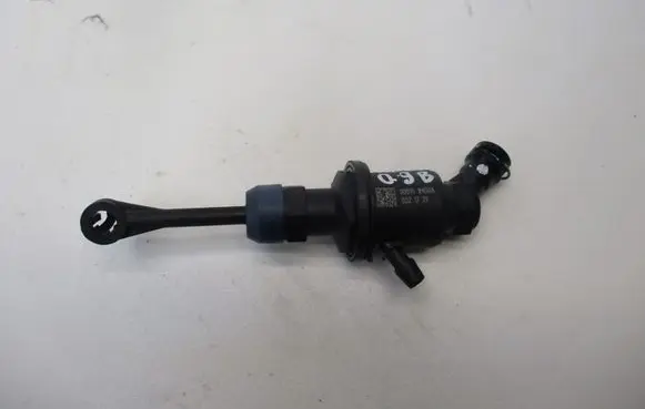 Nissan Micra Clutch slave cylinder 