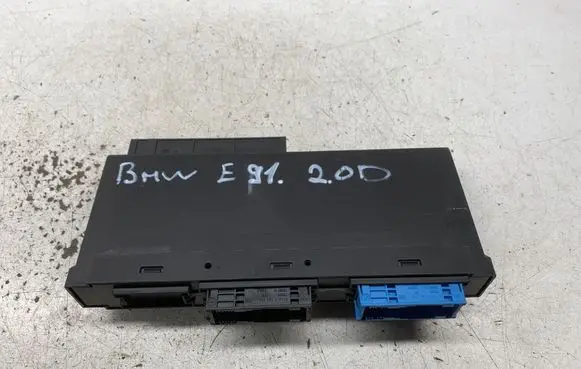 BMW 3 E90 E91 Comfort/convenience module 532472503 922718401 9026068054