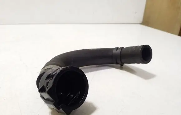 Volvo XC90 Engine coolant pipe/hose 31336461