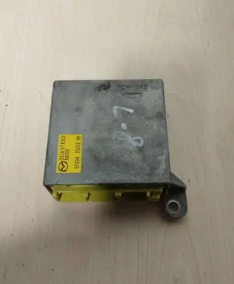 Mazda 6 Airbag control unit/module G31A57K30B K4000 5F29A3325546