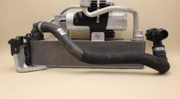 BMW 3 F30 F35 F31 A/C cooling radiator (condenser) T915589J 947152 15372312