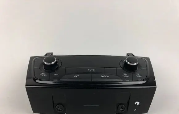 Suzuki Vitara (LY) Climate control unit 3951054P00