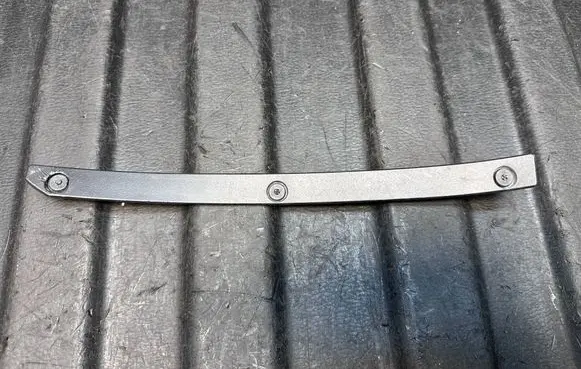 Audi A4 S4 B9 Front splash guards bracket 8W0853824A