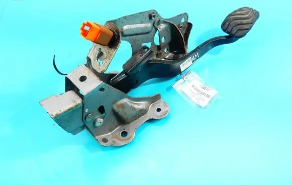 Nissan Qashqai Pedal assembly 465014EA2B IMPRK1268817