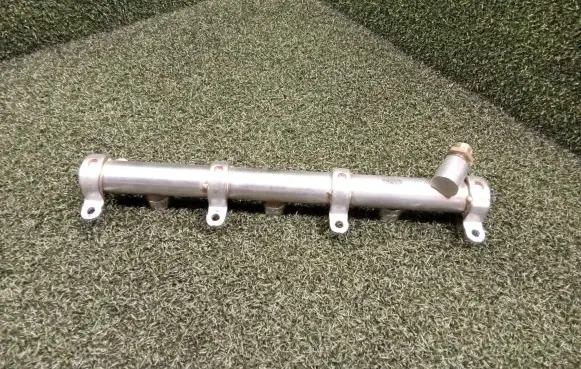 Fuel main line pipe