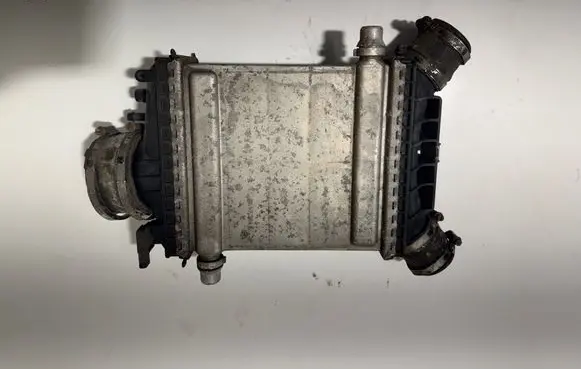 Mercedes-Benz CLS C218 X218 Intercooler radiator A2760900214