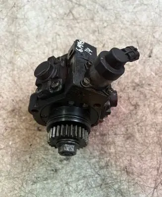 Renault Trafic II (X83) Fuel injection high pressure pump H8200950493