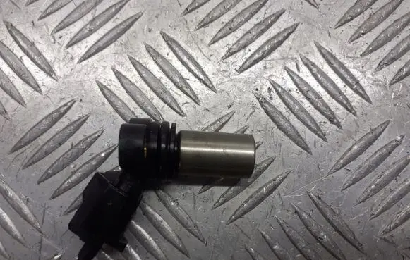 Nissan Primera Camshaft vanos timing valve 