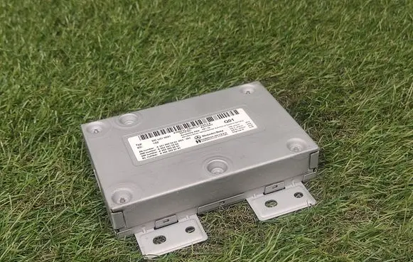 Mercedes-Benz E W212 MMI control unit A2219005903 A2049015902 A2049020601