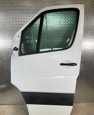 Mercedes-Benz Sprinter W906 Front door