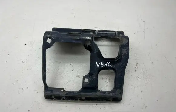 Mercedes-Benz CLS C219 Radiator support slam panel bracket A2196201016