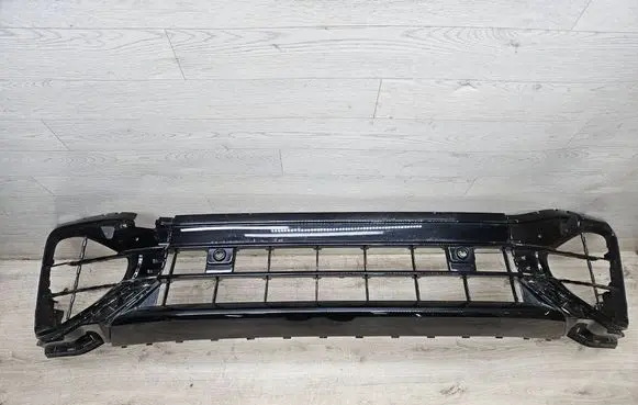 Volkswagen Tiguan Front bumper 5NA853677T