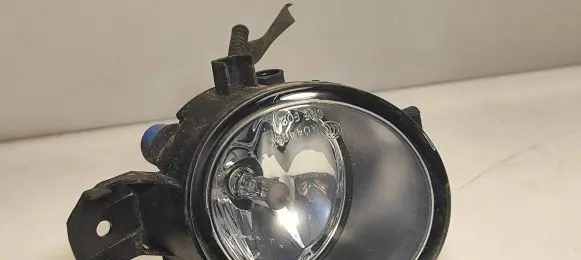 Nissan Qashqai Front fog light 89210439