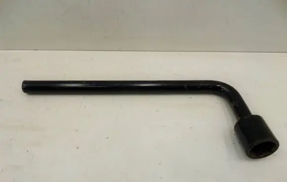 Mini One - Cooper Clubman R55 Wheel nut wrench 8200002315