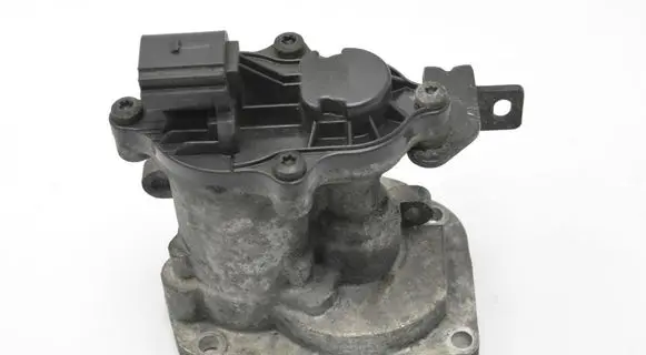 Ford Focus Electric throttle body valve