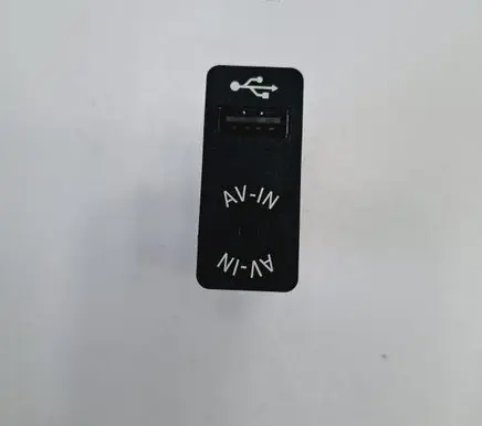 Mini Cooper Countryman R60 AUX in-socket connector 9229242