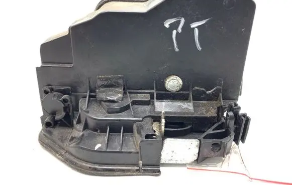 BMW 3 F30 F35 F31 Rear door lock 7229460