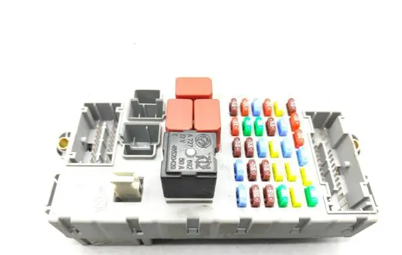 Alfa Romeo 159 Fuse box set 50513353