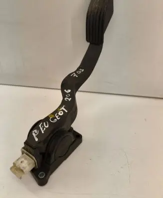 Peugeot 206 Accelerator throttle pedal F00C3E2429