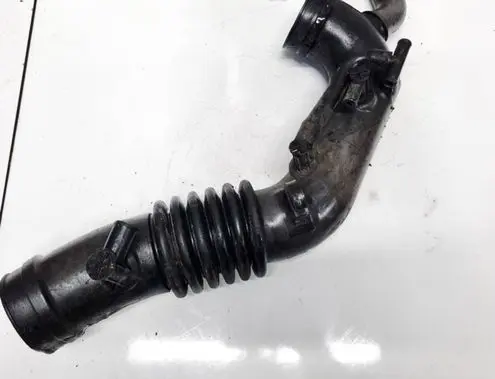 Subaru Legacy Air intake hose/pipe