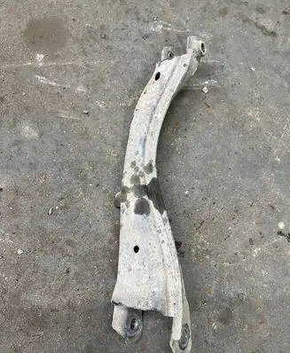 Volvo XC70 Rear upper control arm/wishbone