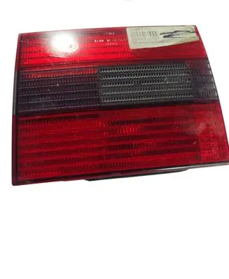 Tailgate rear/tail lights