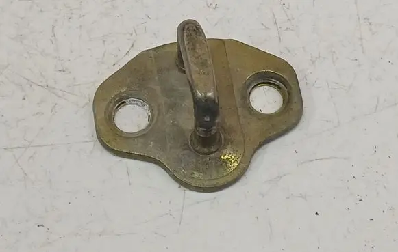 Opel Astra F Front door lock loop/hook striker 