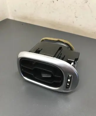 Citroen C3 Picasso Dash center air vent grill 8578009010 9683043377
