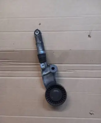 Subaru Legacy Generator/alternator belt tensioner