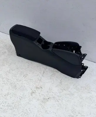 Nissan Qashqai Armrest 969304EA0A