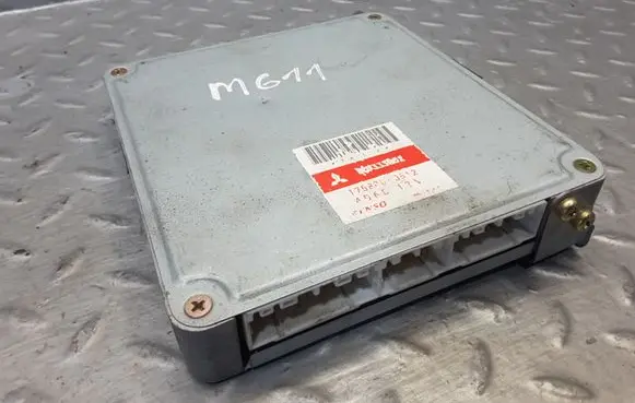 Mitsubishi Galant Engine control unit/module 1758000512