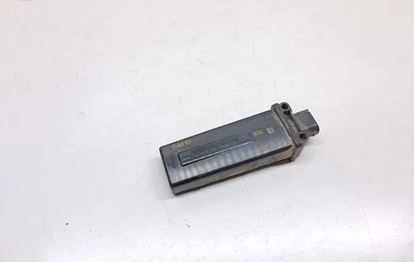 BMW 5 F10 F11 Tire pressure control unit 6851214