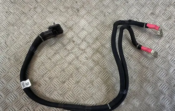 Jeep Grand Cherokee WL Positive cable (battery) P68458250AC