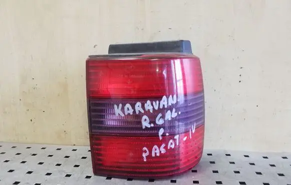 Volkswagen PASSAT B4 Rear/tail lights 3A9945112B