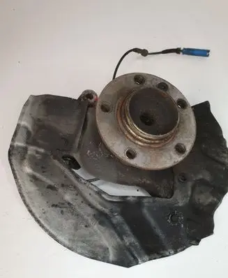 BMW 7 E65 E66 Front wheel hub
