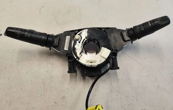 Nissan X-Trail T30 Indicator stalk K0W007AKN