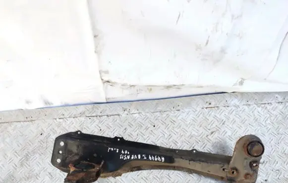 Toyota Avensis T250 Front subframe
