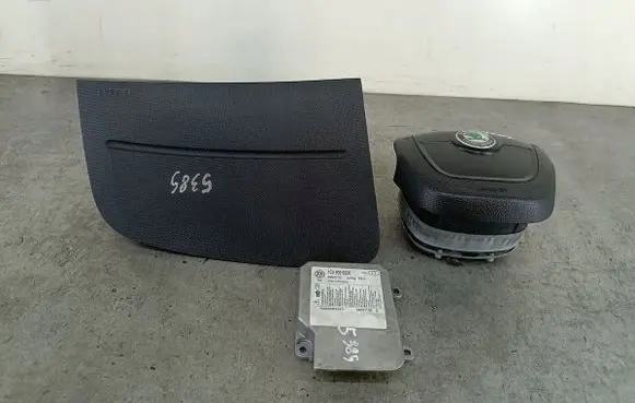 Skoda Praktik (5J8) Airbag set 