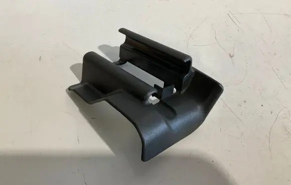 Mercedes-Benz E W211 Front driver seat rail trim 2119191020